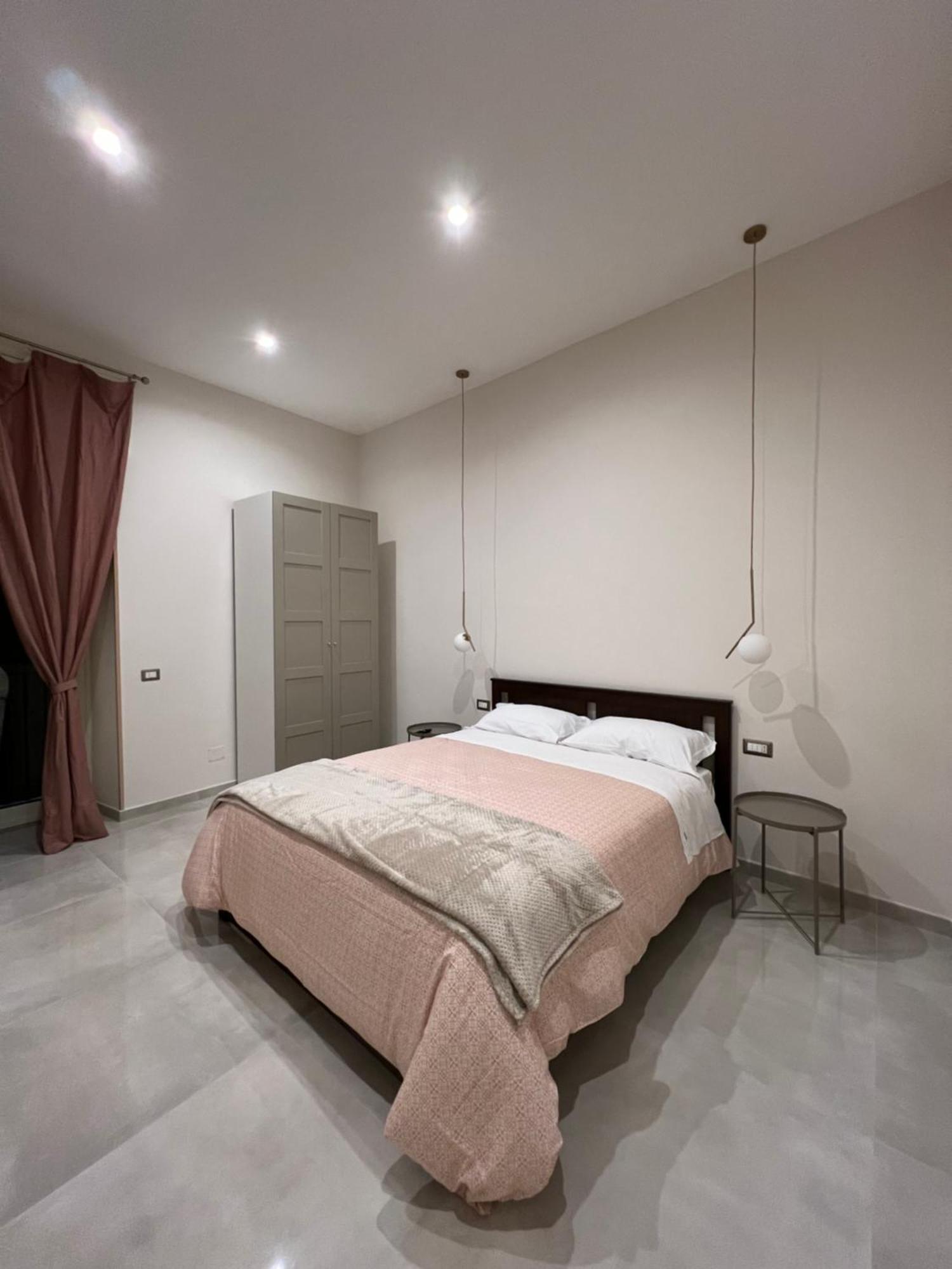 Appartement Ninetta A Toledo à Naples Extérieur photo