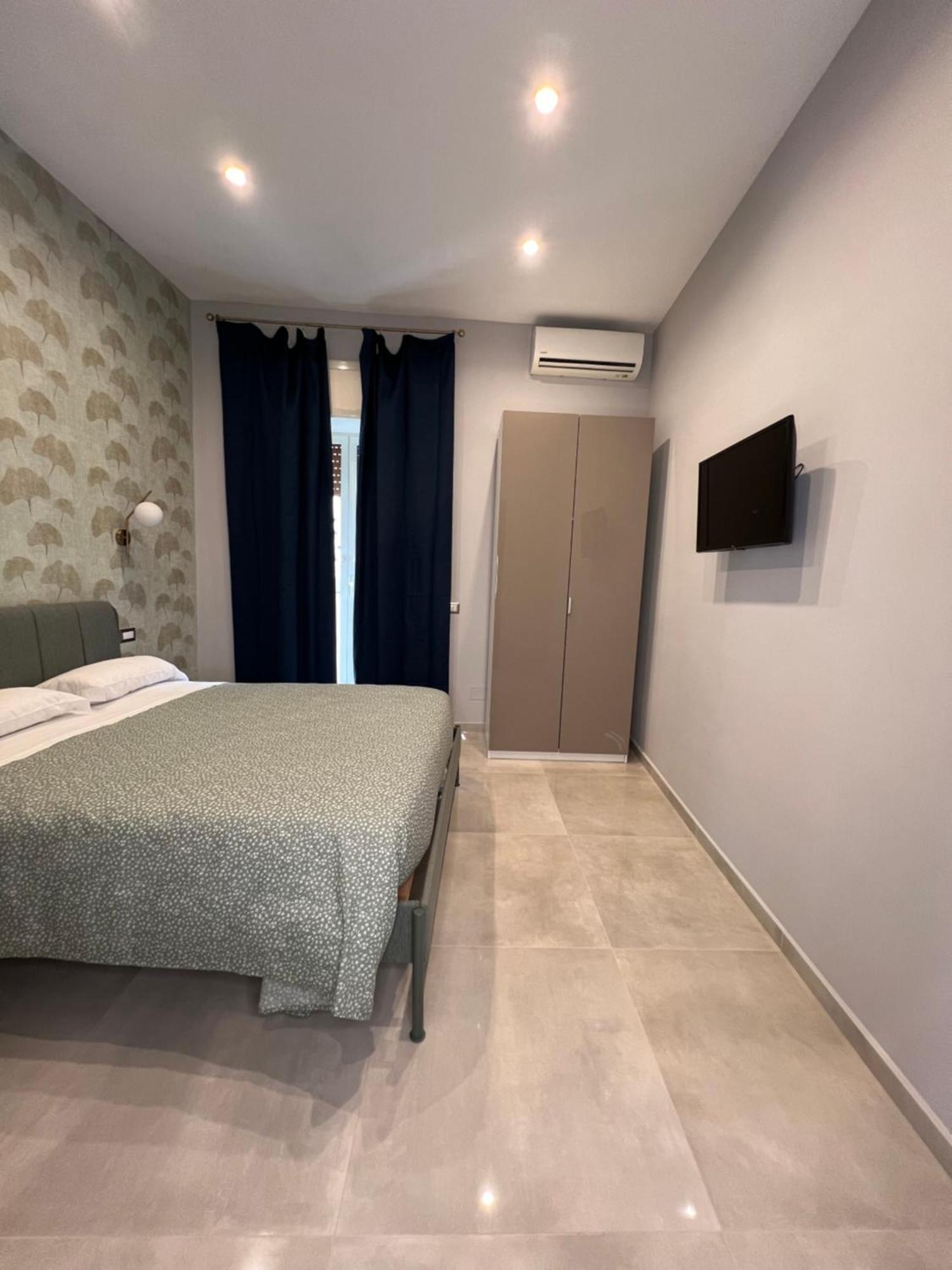Appartement Ninetta A Toledo à Naples Extérieur photo